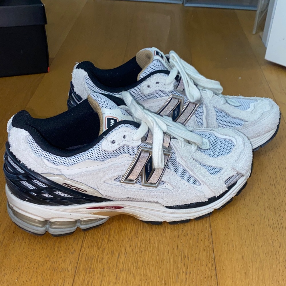 New Balance 1906D ‘Protection pack - reflection’ size 6 men’s/youth